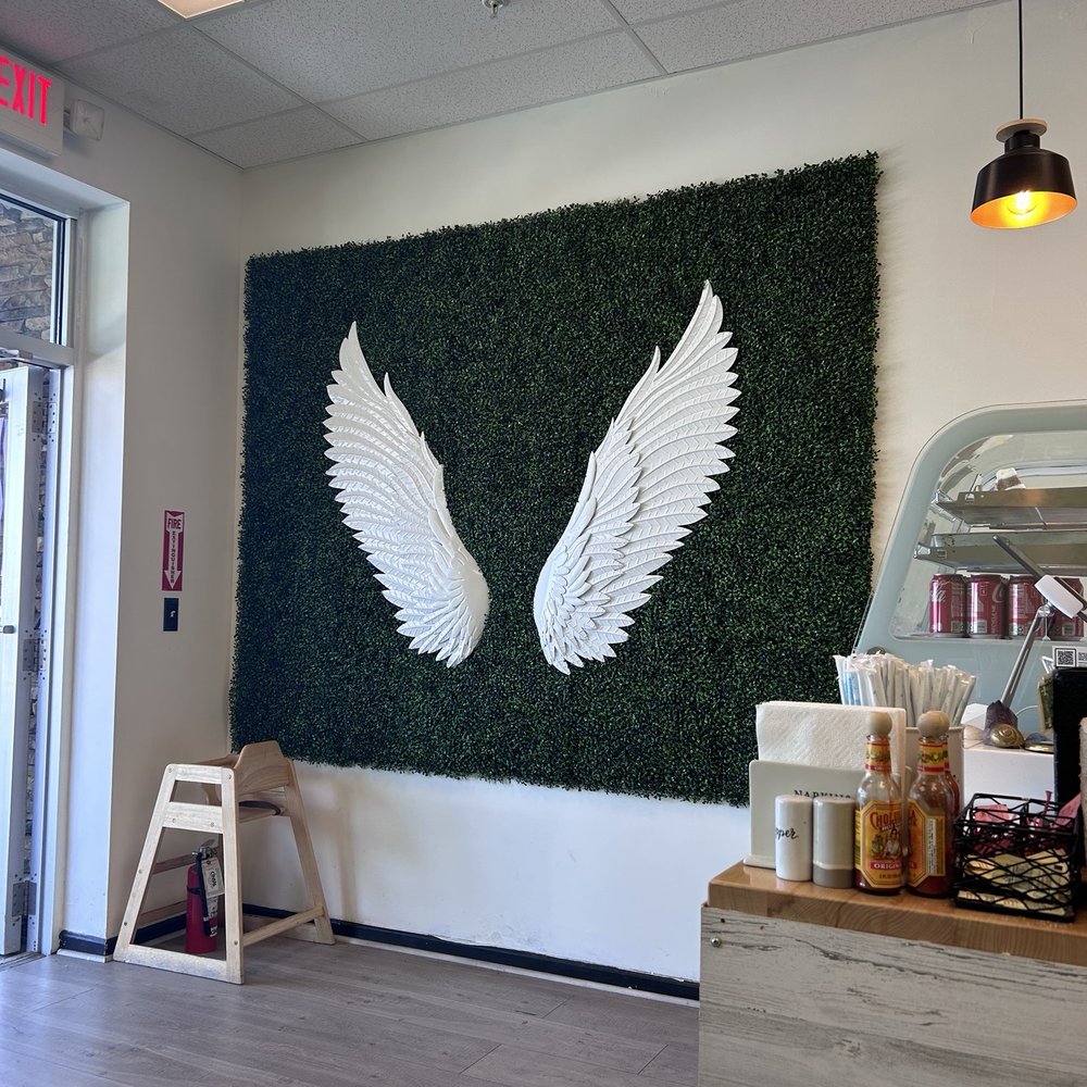 Cafe Flore - Great decoration - Breakfast & Brunch Near Me - Fort Myers, Florida Cafe Flore - Great decoration - Breakfast & Brunch Near Me - Fort Myers, Florida