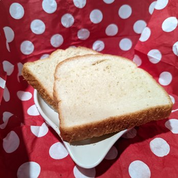 Carter's Barbeque - White Bread - Barbeque Near Me - Mulberry, Florida