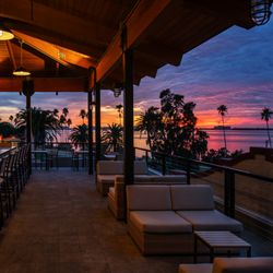 Hi-Fi Rooftop Bar - Relax with sunset views at Hi-Fi Rooftop Bar at Fenway Hotel in Dunedin, Florida