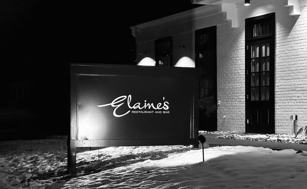 Elaine's Restaurant and Bar by null