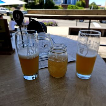 Aslan Brewing Company - Drinks - Brewpubs Near Me - Bellingham, Washington