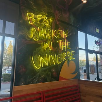 Dave's Hot Chicken - interior ! - Chicken Shop Near Me - Livermore, California Dave's Hot Chicken - interior ! - Chicken Shop Near Me - Livermore, California