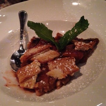 Urban Crust - Strawberry rhubarb pie - Pizza Near Me - Plano, Texas