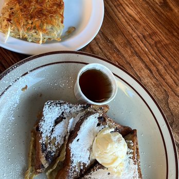 Pelton Cafe - Julisa's French toast with hash browns - Breakfast & Brunch Near Me - San Leandro, California