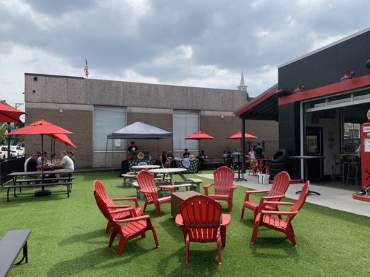 Rear End Gastropub & Garage by null