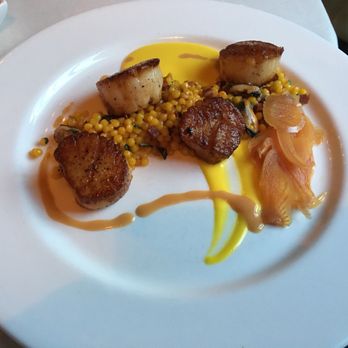 Hyeholde Restaurant - Scallops w/ saffron Couscous - New American Near Me - Coraopolis, Pennsylvania Hyeholde Restaurant - Scallops w/ saffron Couscous - New American Near Me - Coraopolis, Pennsylvania