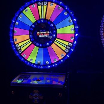 Dave & Buster's Northridge - Arcades Near Me - Northridge, California Dave & Buster's Northridge - Arcades Near Me - Northridge, California