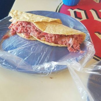 El Pescadito - Quesadilla con marlon - Tacos Near Me - Ciudad de México, AGU