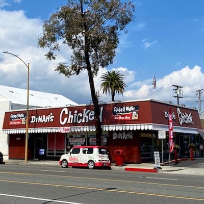 Dinah's Chicken Glendale by null