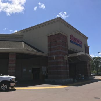 Costco - 5/8/22 Exterior, entrance - Wholesale Stores Near Me - Vacaville, California