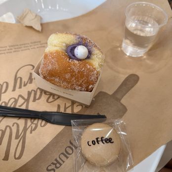 Tous Les Jours - ube donut - Bakeries Near Me - Las Vegas, Nevada Tous Les Jours - ube donut - Bakeries Near Me - Las Vegas, Nevada