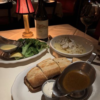 Monkey Bar - American Near Me - New York, New York Monkey Bar - American Near Me - New York, New York
