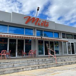 Mixto - Outside