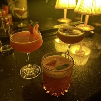 Melody's Piano Bar - Cocktail Bars Near Me - New York, New York Melody's Piano Bar - Cocktail Bars Near Me - New York, New York