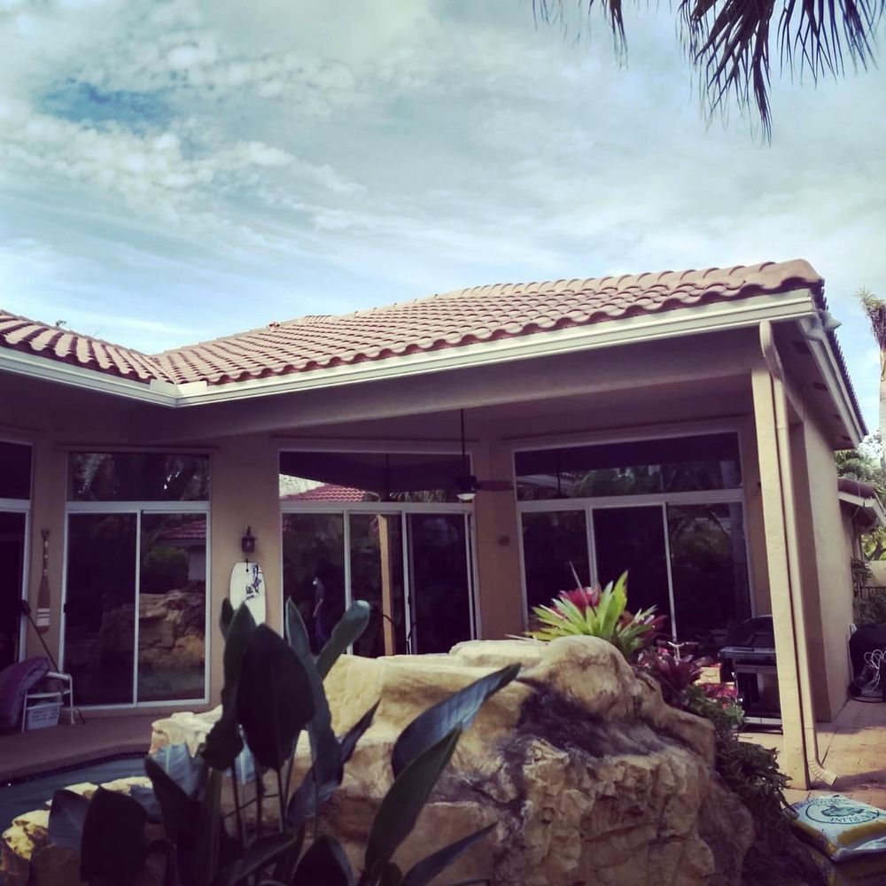 Slide of Proa70 Gutters