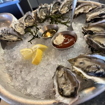 The Shuckery - HH oysters $2 per - Seafood Near Me - Petaluma, California The Shuckery - HH oysters $2 per - Seafood Near Me - Petaluma, California