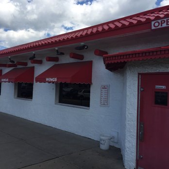 Duff's Famous Wings - American Near Me - Amherst, New York Duff's Famous Wings - American Near Me - Amherst, New York