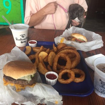 Pirates Cove - Cheeseburgers, fries and beer battered onion rings - New American Near Me - Elberta, Alabama Pirates Cove - Cheeseburgers, fries and beer battered onion rings - New American Near Me - Elberta, Alabama