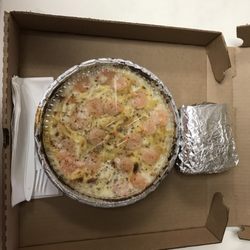 Michaelangelo's Pizza & Subs - Shrimp alfredo served with garlic bread & personal salad..