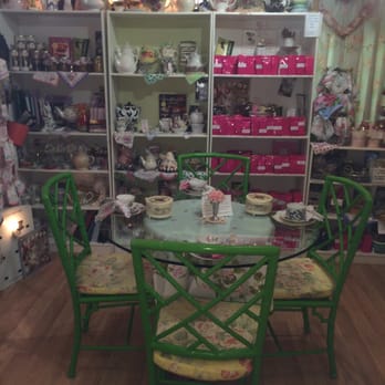 Calabash Garden Tea Room - Tea Rooms Near Me - Calabash, North Carolina