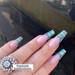 Vanity Nails