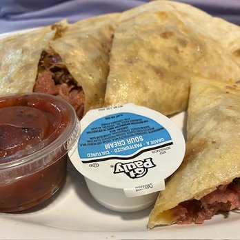 Low And Slow Smokehouse - brisket quesadilla - Barbeque Near Me - Lakeland, Florida Low And Slow Smokehouse - brisket quesadilla - Barbeque Near Me - Lakeland, Florida