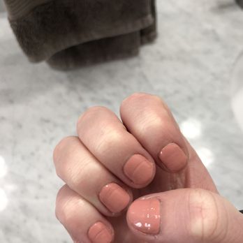 Bonsai Nail Bar - horrible line - Nail Salons Near Me - Attleboro, Massachusetts