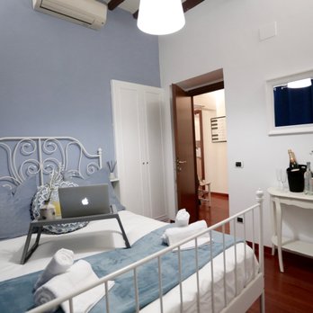 At Rhome - Apartments Near Me - Rome, RM
