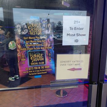 Double Dragon Arcade - Exterior - Burgers Near Me - Fort Wayne, Indiana