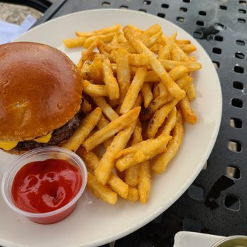 Half Moon - New American Near Me - Dobbs Ferry, New York Half Moon - New American Near Me - Dobbs Ferry, New York