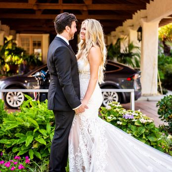 Couture Bride - Bought this dress at the shop in February 2018. Calla Blanche Dress. - Bridal Near Me - Las Vegas, Nevada Couture Bride - Bought this dress at the shop in February 2018. Calla Blanche Dress. - Bridal Near Me - Las Vegas, Nevada