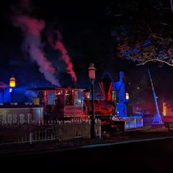 Six Flags St. Louis - Tommy
