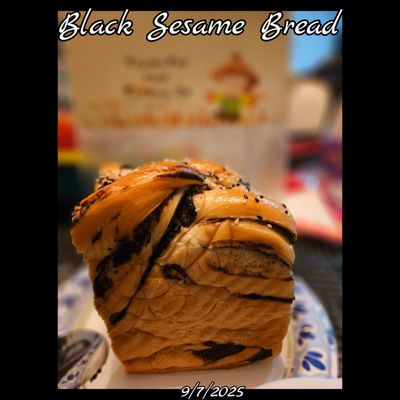 Long Wong Bakery II 龍旺西餅 by null