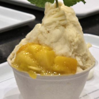 Oakobing - Mango Bingsoo - Shaved Ice Near Me - Los Angeles, California Oakobing - Mango Bingsoo - Shaved Ice Near Me - Los Angeles, California