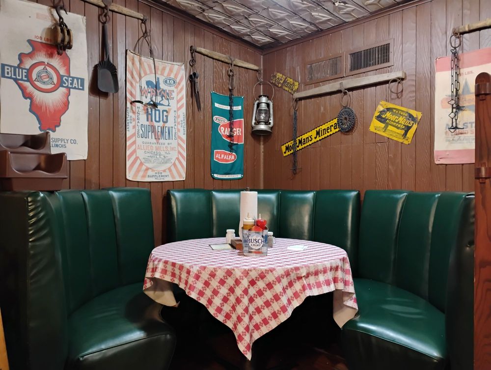 Food from Riverside BBQ & Grill