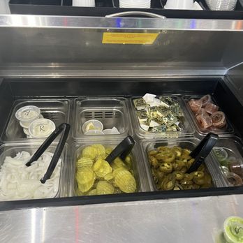 JR’s BBQ N More - Complimentary toppings bar - Food Trucks Near Me - Keller, Texas