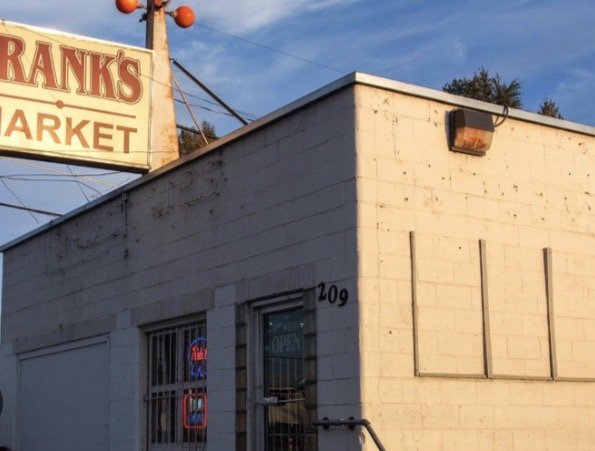 Frank's Market Logo