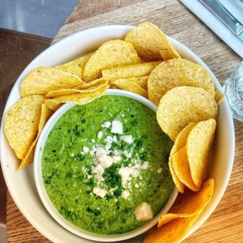 Earls Kitchen + Bar - Warm Spinach Three Cheese Dip - New American Near Me - McLean, Virginia Earls Kitchen + Bar - Warm Spinach Three Cheese Dip - New American Near Me - McLean, Virginia