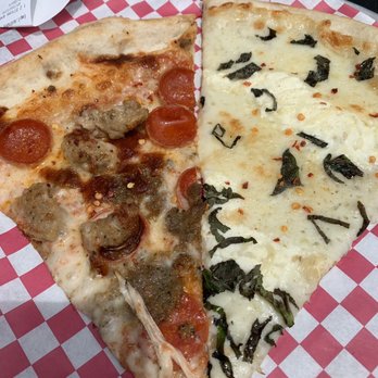 Flippin' Pizza - Pizza Near Me - Bethesda, Maryland