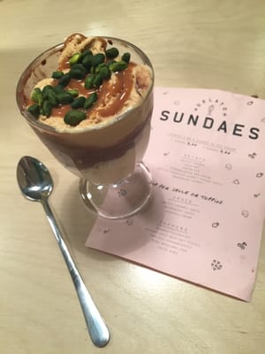 Four Hundred Rabbits: Pizza Restaurant Crystal Palace by null