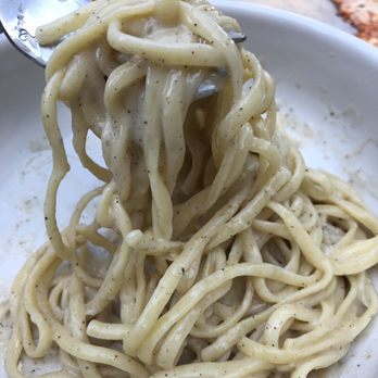 Roberta's - Cacio e Pepe pasta - Pizza Near Me - Culver City, California