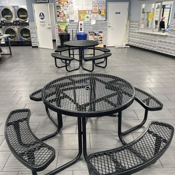 MegaWash Laundromat - Carmichael - Definitely clean waiting area while clothes are washing - Laundromat Near Me - Carmichael, California