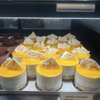 Breka Bakery & Cafe - Coffee & Tea Near Me - Vancouver, British Columbia