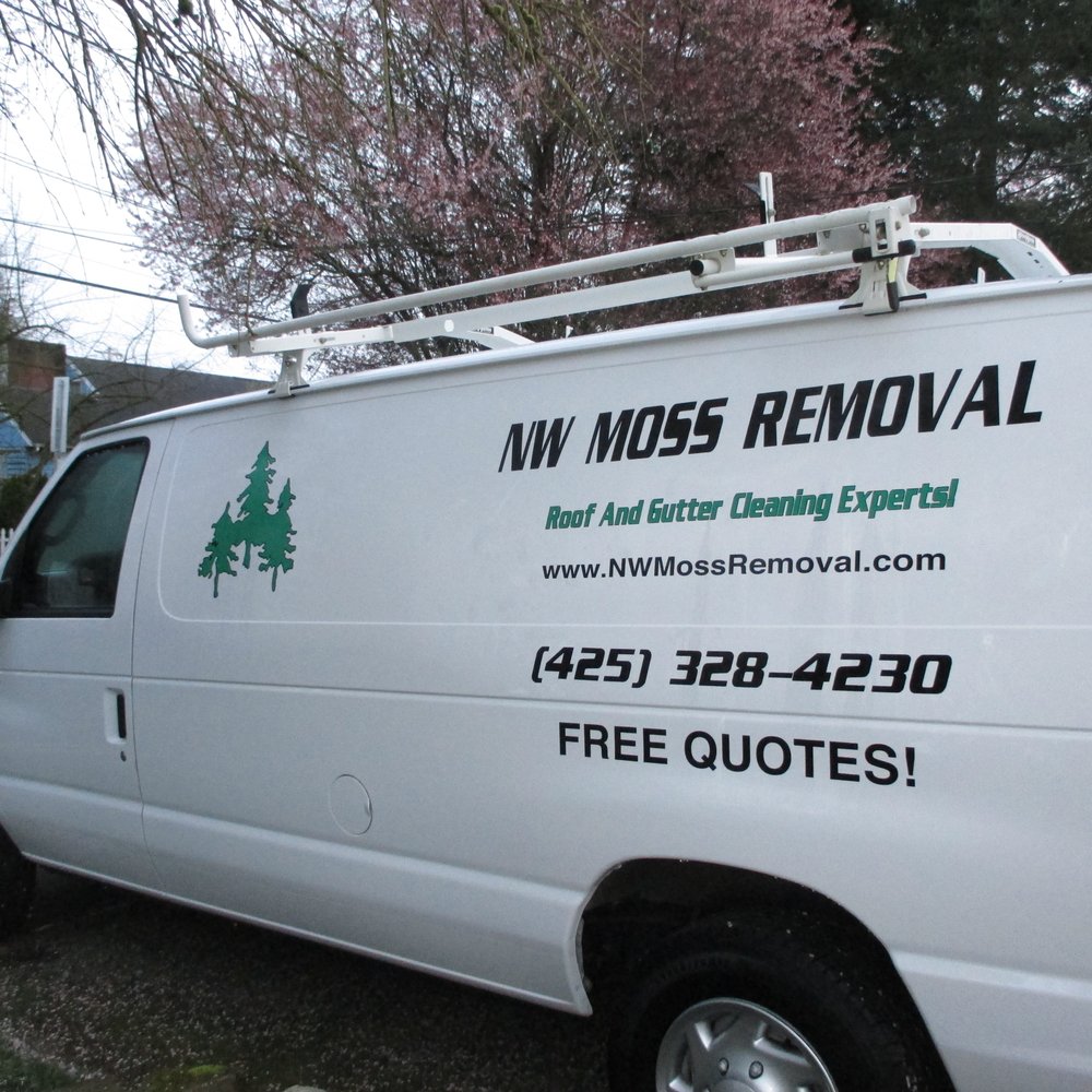 Roof Cleaning Company Near Me Norco thumbnail
