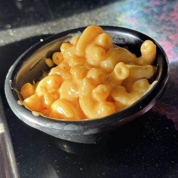 The Stellar Hog - Mac and Cheese - Beer Gardens Near Me - Saint Louis, Missouri