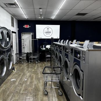 Sugar Hill Coin Laundry - Laundromat Near Me - Sugar Hill, Georgia Sugar Hill Coin Laundry - Laundromat Near Me - Sugar Hill, Georgia
