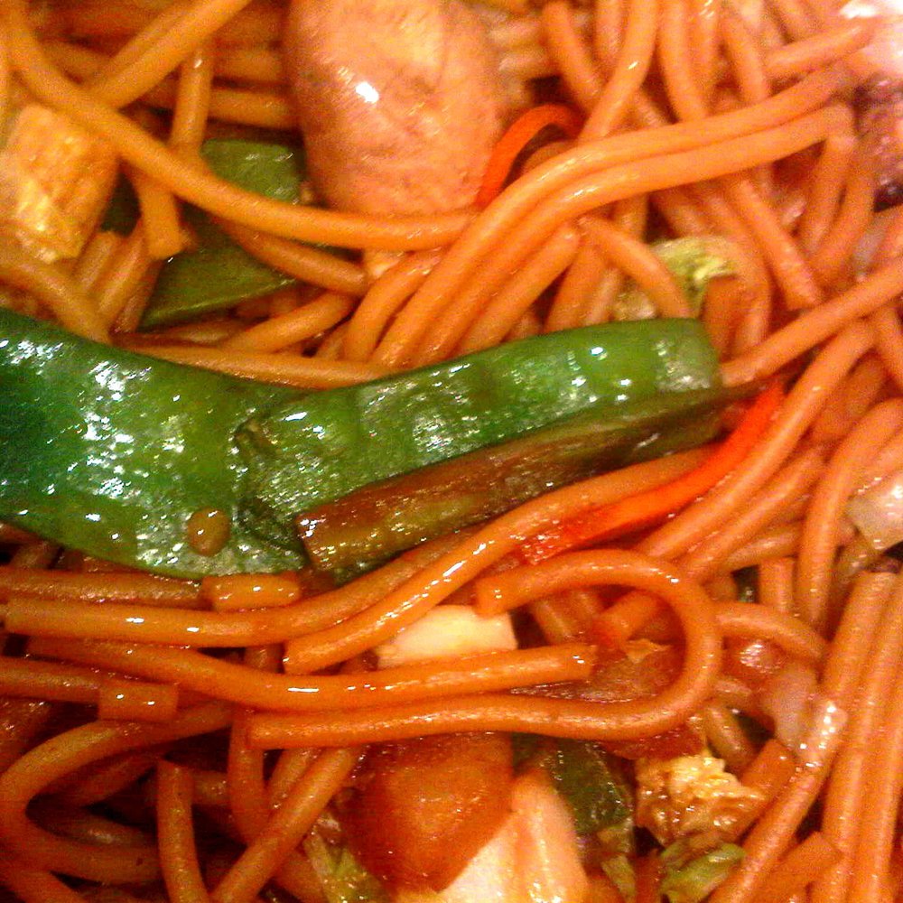 Golden China - veggie lo mein - Chinese Near Me - Lighthouse Point, Florida