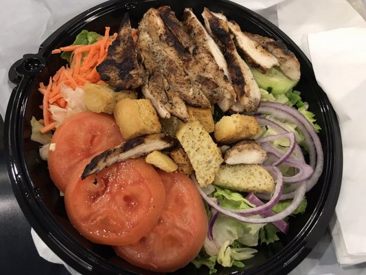 Photo of The Habit Burger Grill - Los Angeles, CA, US. Grilled chicken salad. Decent and great value for airport food ($10.50 = $9.59 + tax)