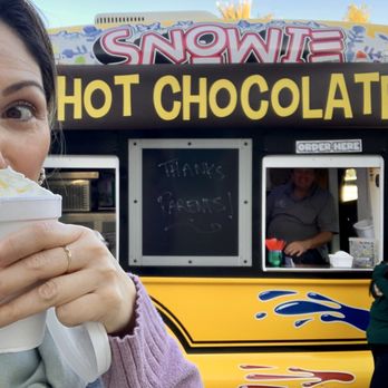 Snowie - Amazing Shaved Ice - Snowie bus selling hot chocolate in cold weather - Shaved Ice Near Me Snowie - Amazing Shaved Ice - Snowie bus selling hot chocolate in cold weather - Shaved Ice Near Me