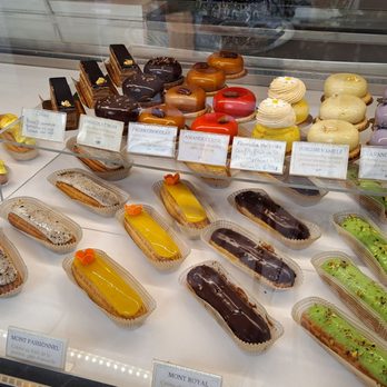 Mont Éclair - Patisserie/Cake Shop Near Me - Montreal, Quebec Mont Éclair - Patisserie/Cake Shop Near Me - Montreal, Quebec